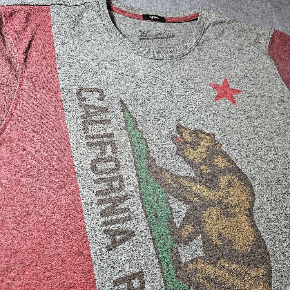 4 X $15. Brooklyn Cloth Gray and Red California Bear Tee